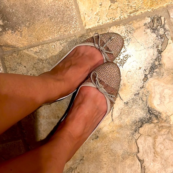 Pretty Ballerinas Flat Shoes - Picture 5 of 5